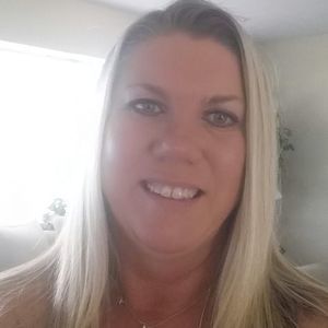 Meet your Posher, Sarina